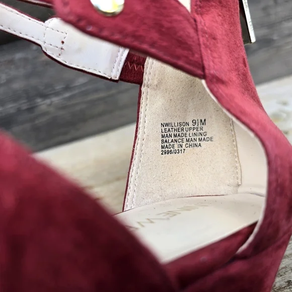Nine West NEW!! Willison Red Wine Seude, Gold Studded Caged, Wedge Sandal. 9.5M - Picture 14 of 15